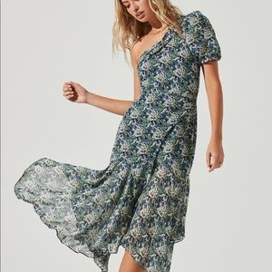 ASTR one shoulder dress